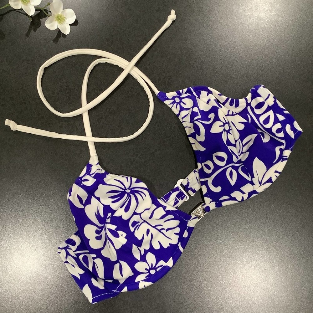 Vintage 90’s Venus Floral Underwire Triangle Bikini Top Hawaiian Hibiscus C Cup